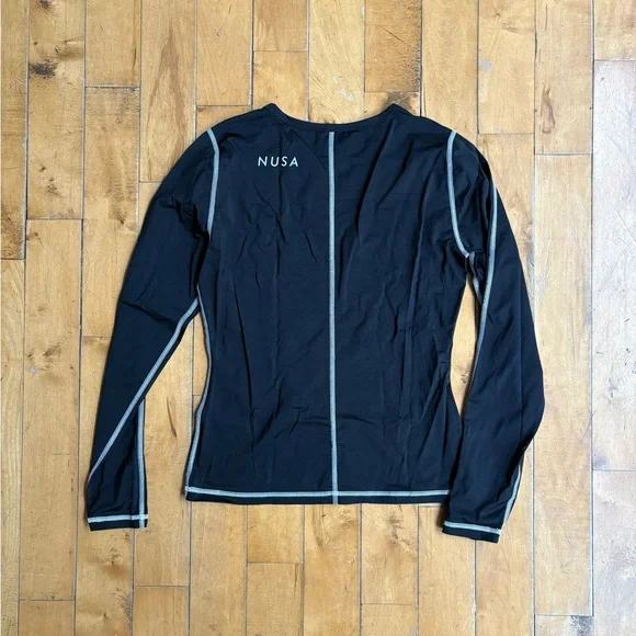 Planet Nusa Long Sleeve - Black - Picture 4 of 4